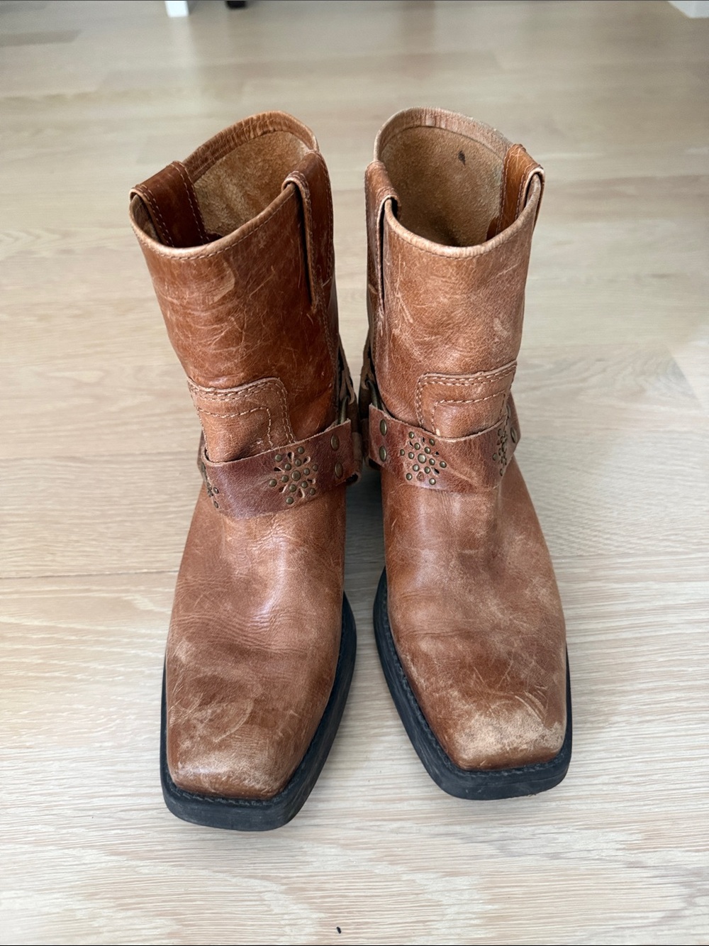Penny Loves Kenny Tan Brown Western Harness Boots size is 8-81/2